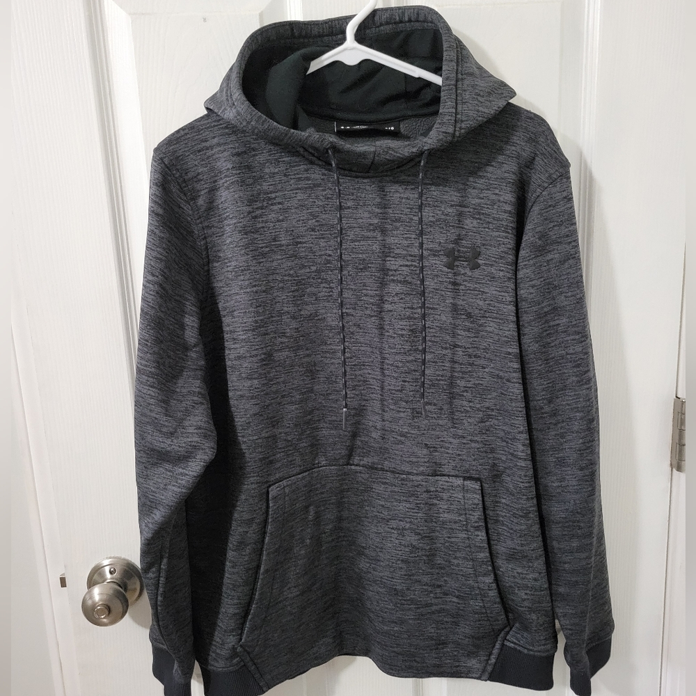 Underarmour sweatshirt